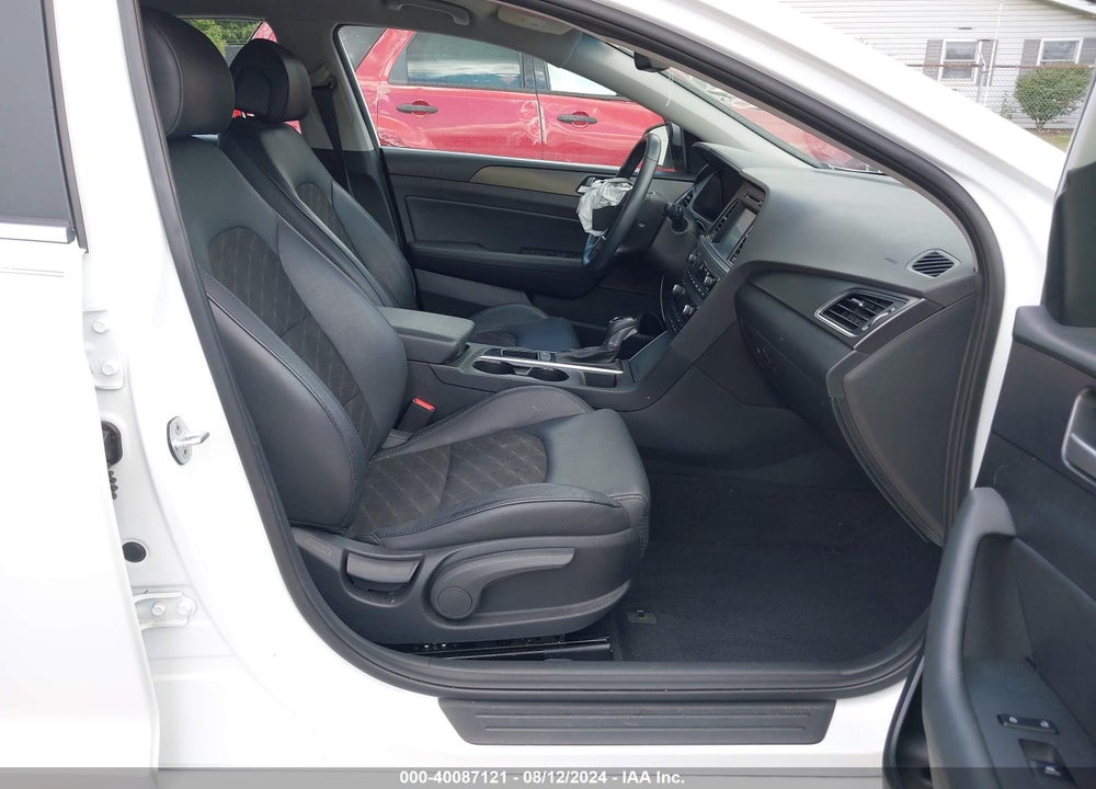 2016 HYUNDAI SONATA SPORT VIN: 5NPE34AF2GH366918