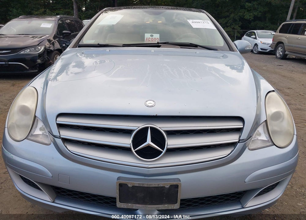 2007 MERCEDES-BENZ R 350 4MATIC VIN: 4JGCB65E77A048884