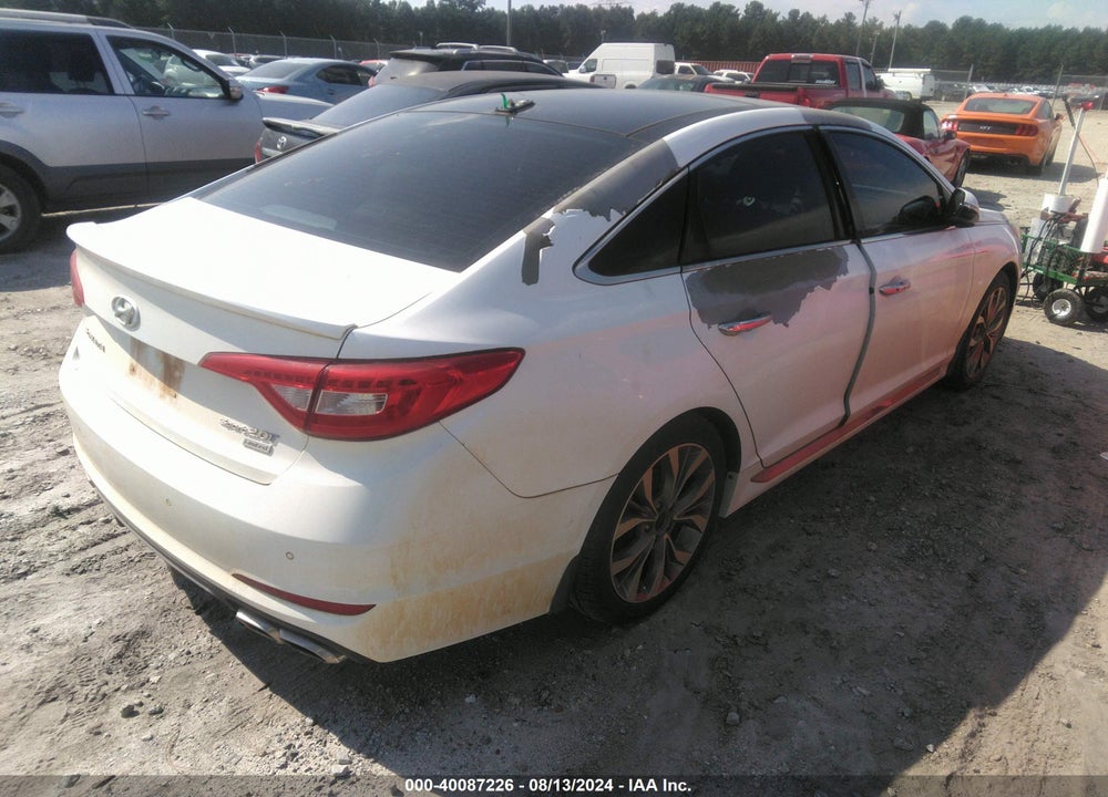 2015 HYUNDAI SONATA LIMITED 2.0T VIN: 5NPE34AB2FH169355
