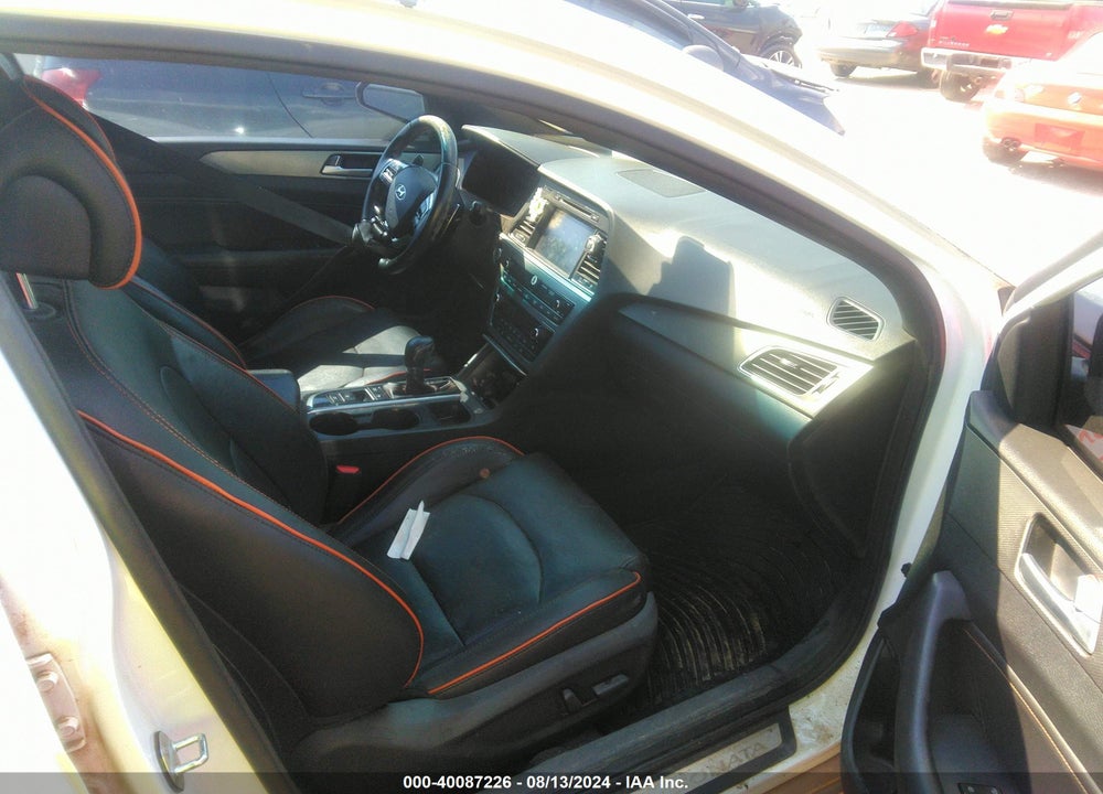 2015 HYUNDAI SONATA LIMITED 2.0T VIN: 5NPE34AB2FH169355