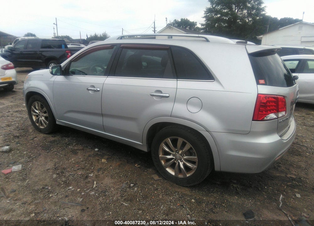 2011 KIA SORENTO SX V6 VIN: 5XYKW4A26BG094977