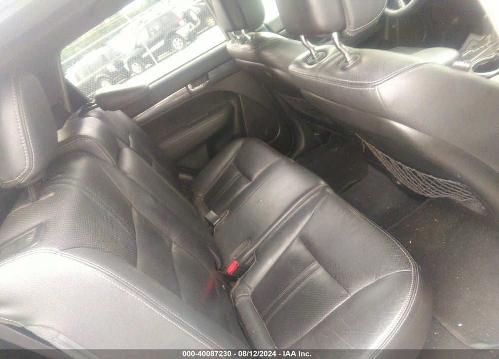 2011 KIA SORENTO SX V6 VIN: 5XYKW4A26BG094977