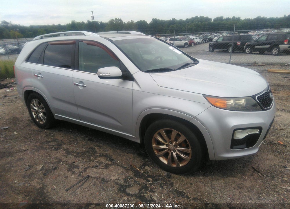 2011 KIA SORENTO SX V6 VIN: 5XYKW4A26BG094977