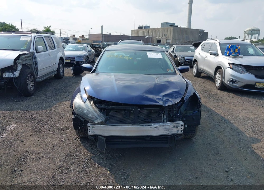 2017 NISSAN ALTIMA VIN: 1N4AL3AP4HC118321