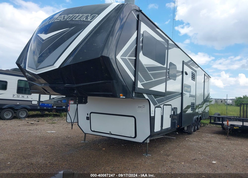 2021 GRAND DESIGN OTHER VIN: 573FM4534M1118764