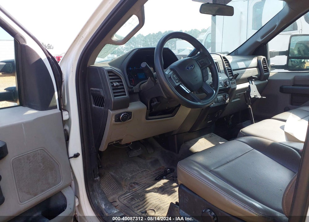 2017 FORD F-550 CHASSIS XL VIN: 1FDUF5GY9HEF22418
