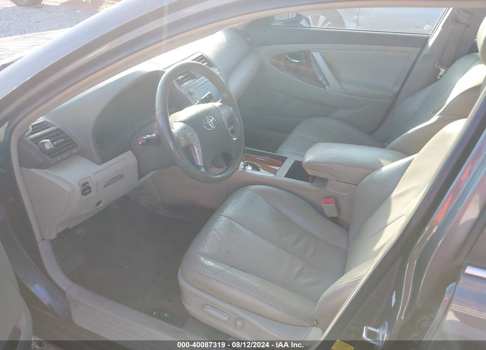 2011 TOYOTA CAMRY XLE VIN: 4T1BF3EK9BU218304