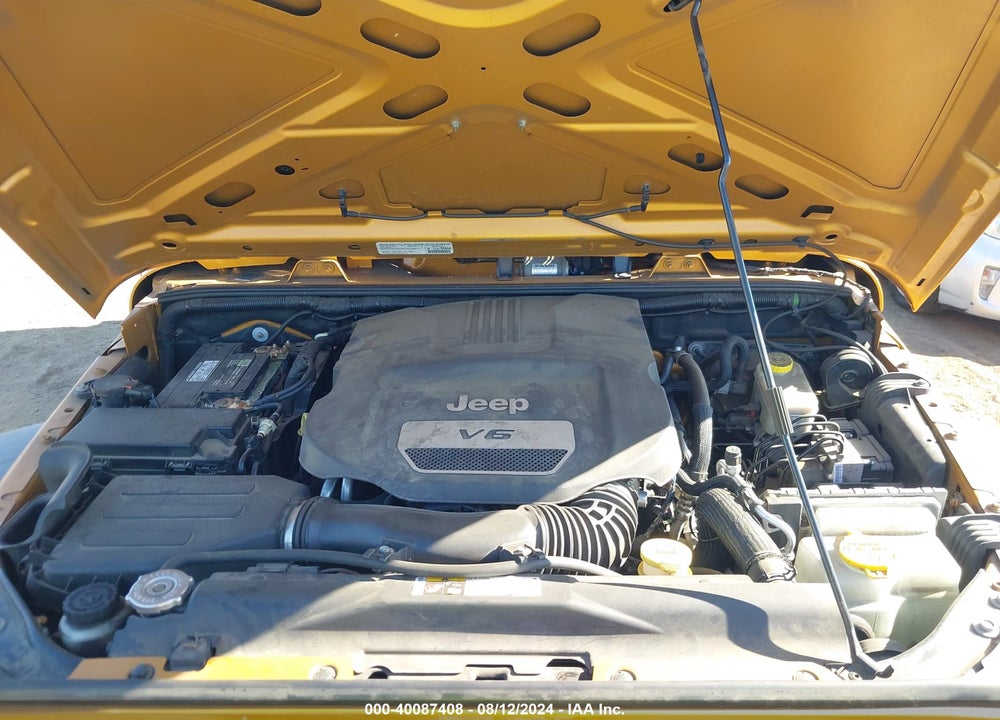 2014 JEEP WRANGLER UNLIMITED SPORT VIN: 1C4BJWDG3EL292071