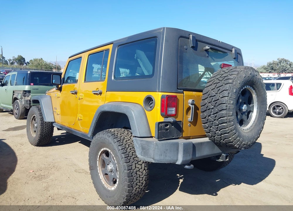 2014 JEEP WRANGLER UNLIMITED SPORT VIN: 1C4BJWDG3EL292071