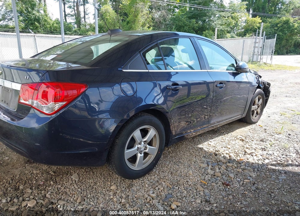 2015 CHEVROLET CRUZE 1LT AUTO VIN: 1G1PC5SB2F7236837