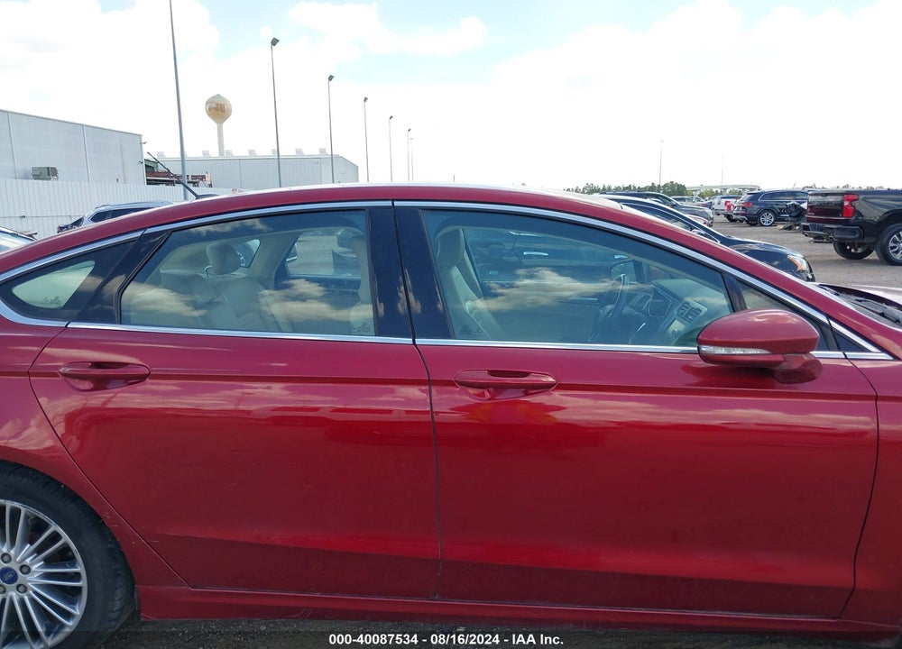 2015 FORD FUSION SE VIN: 1FA6P0HDXF5114019