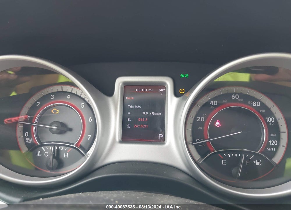 2011 DODGE JOURNEY VIN: 3D4PH1FG4BT523175