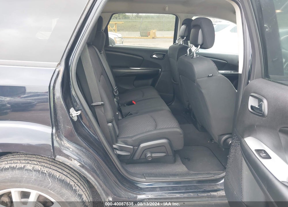 2011 DODGE JOURNEY VIN: 3D4PH1FG4BT523175