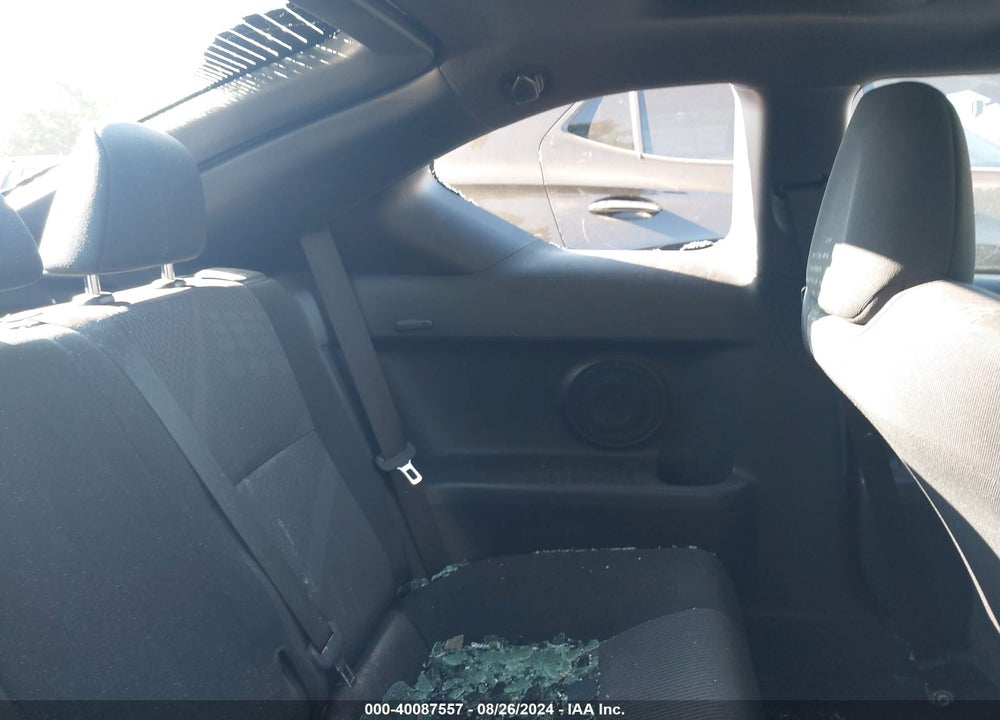 2011 SCION TC VIN: JTKJF5C71B3015268
