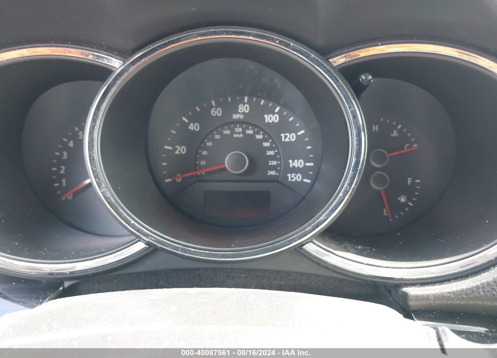 2011 KIA SORENTO EX V6 VIN: 5XYKUDA29BG124169