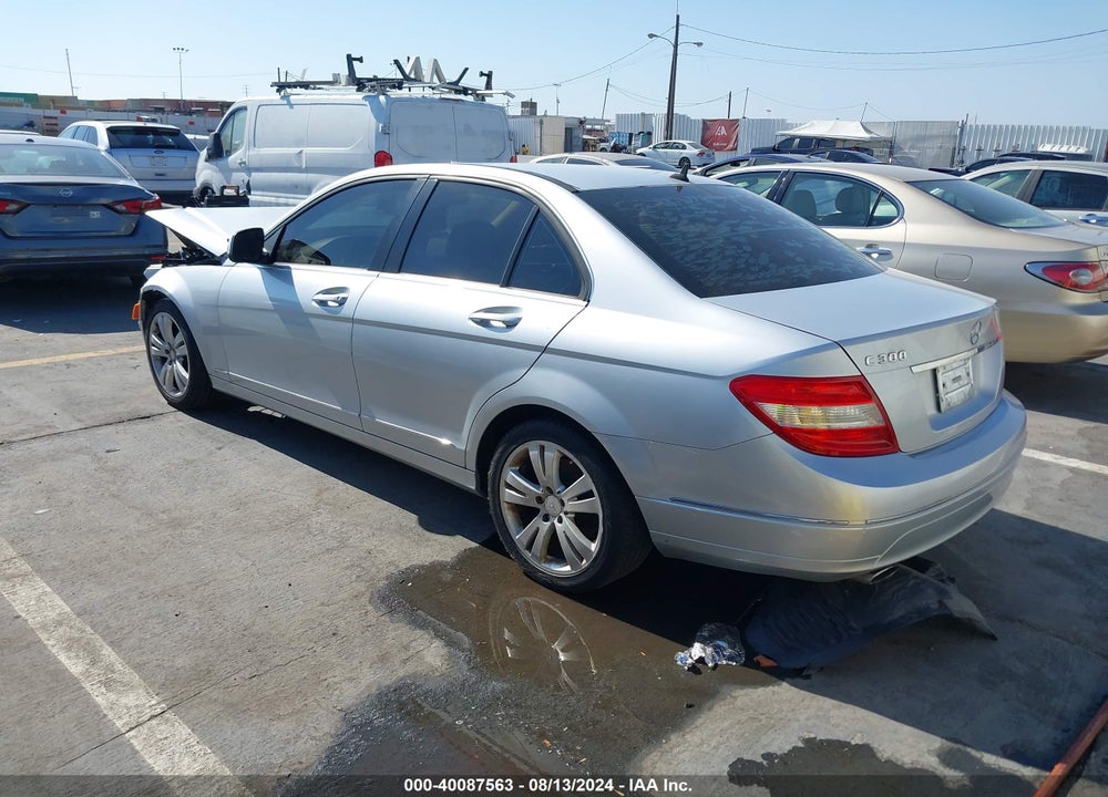 2008 MERCEDES-BENZ C 300 LUXURY/SPORT VIN: WDDGF54X98F089258