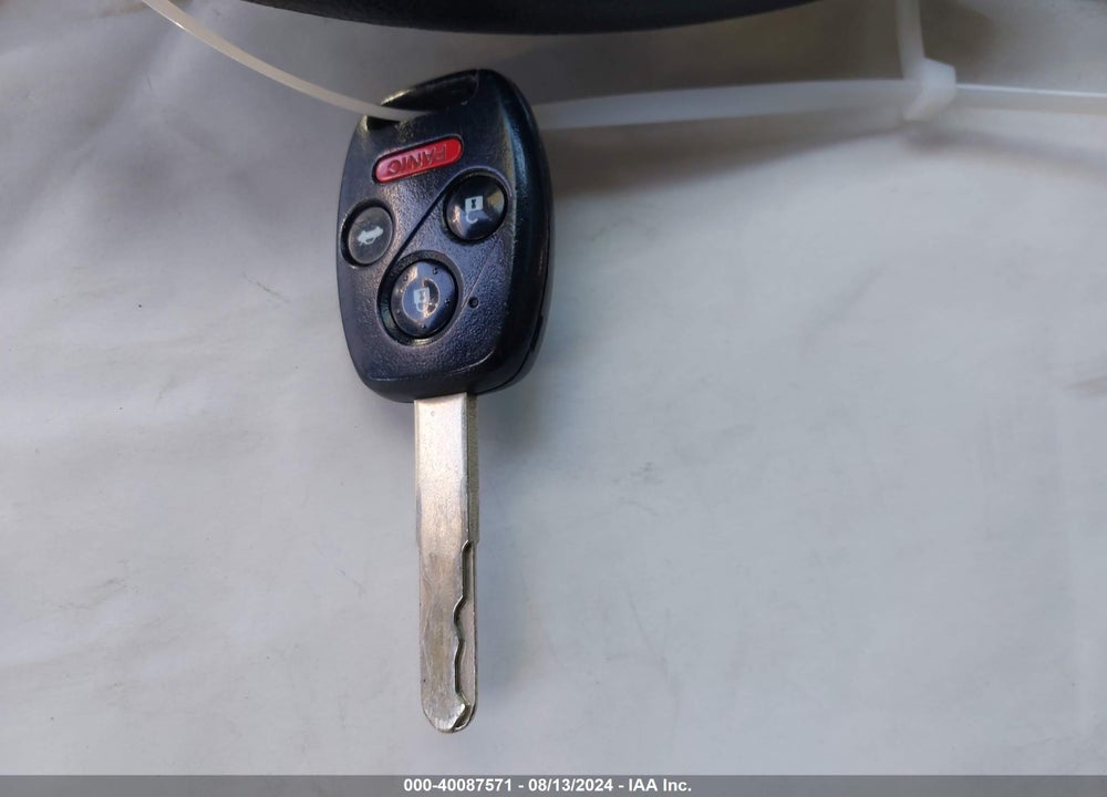 2013 HONDA CIVIC VIN: 19XFB2F85DE215075