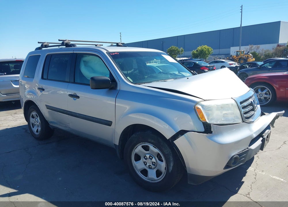 2015 HONDA PILOT LX VIN: 5FNYF4H24FB041109