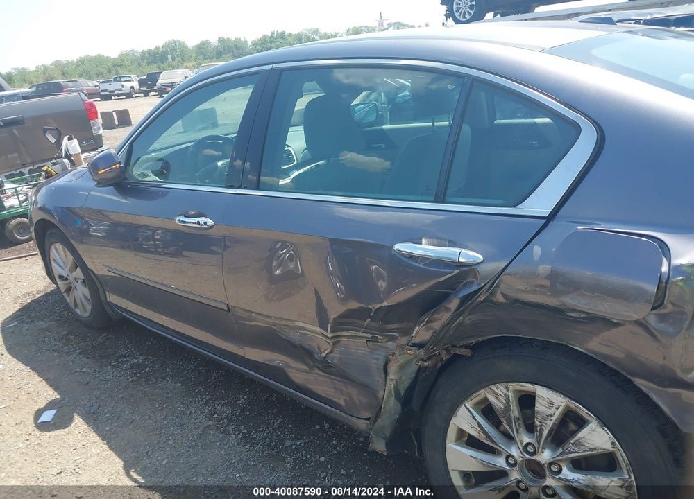 2015 HONDA ACCORD EX-L V-6 VIN: 1HGCR3F81FA034308