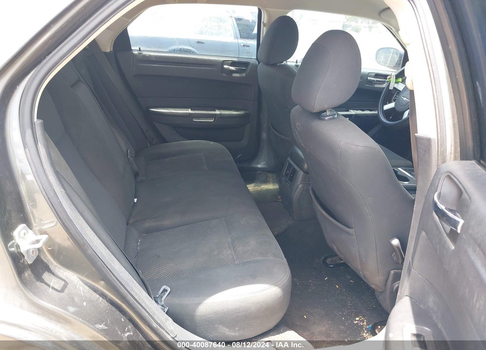 2008 CHRYSLER 300 LX VIN: 2C3KA43R18H323055
