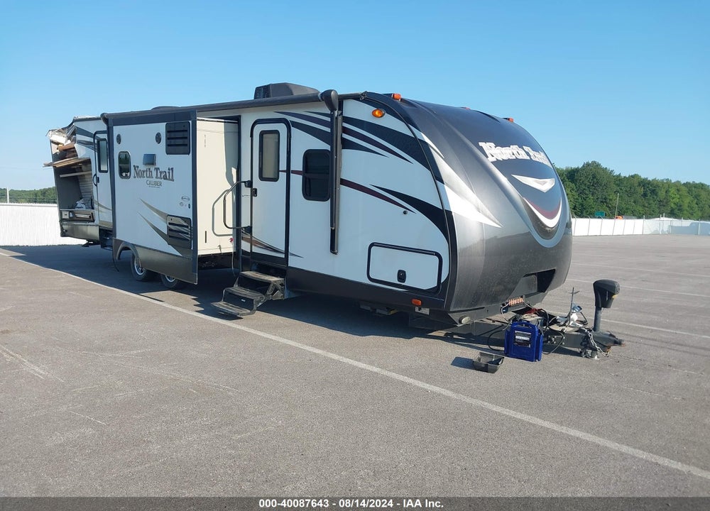 2017 HEARTLAND 33BKSS NORTH TRAIL VIN: 5SFNB3628HE324366