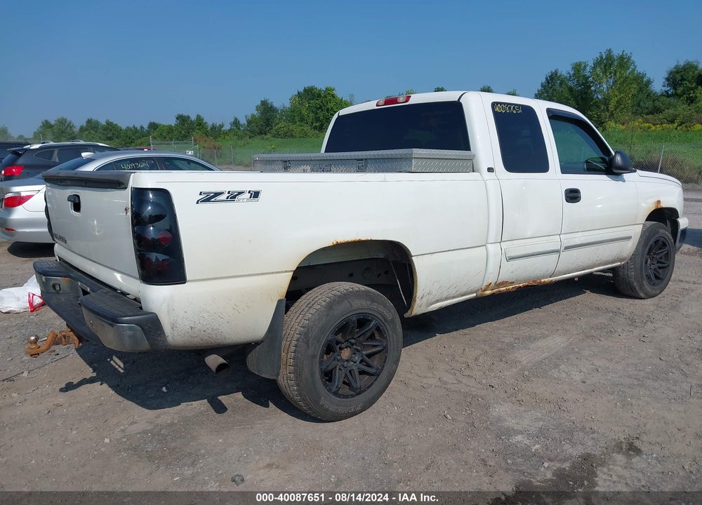2006 CHEVROLET SILVERADO 1500 LT1 VIN: 2GCEK19V861112000