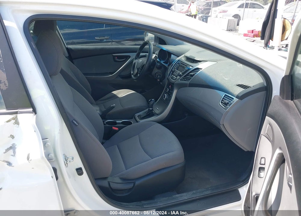 2014 HYUNDAI ELANTRA SE VIN: 5NPDH4AE1EH501260