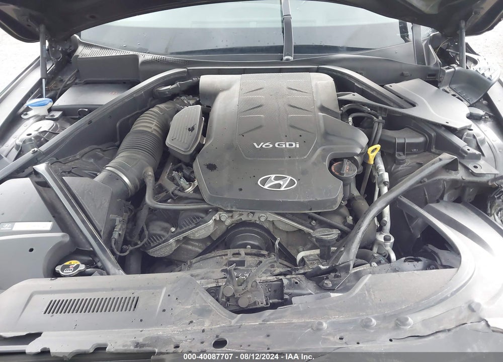 2015 HYUNDAI GENESIS 3.8 VIN: KMHGN4JE5FU025703
