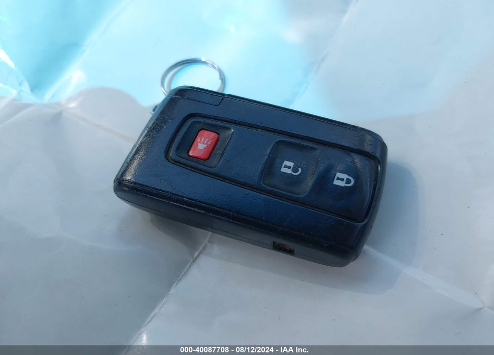 2008 TOYOTA PRIUS VIN: JTDKB20U287777090
