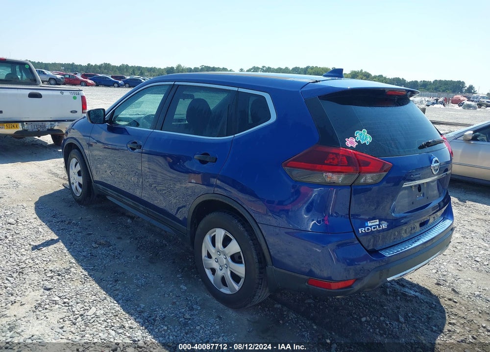 2018 NISSAN ROGUE S VIN: 5N1AT2MT8JC761446