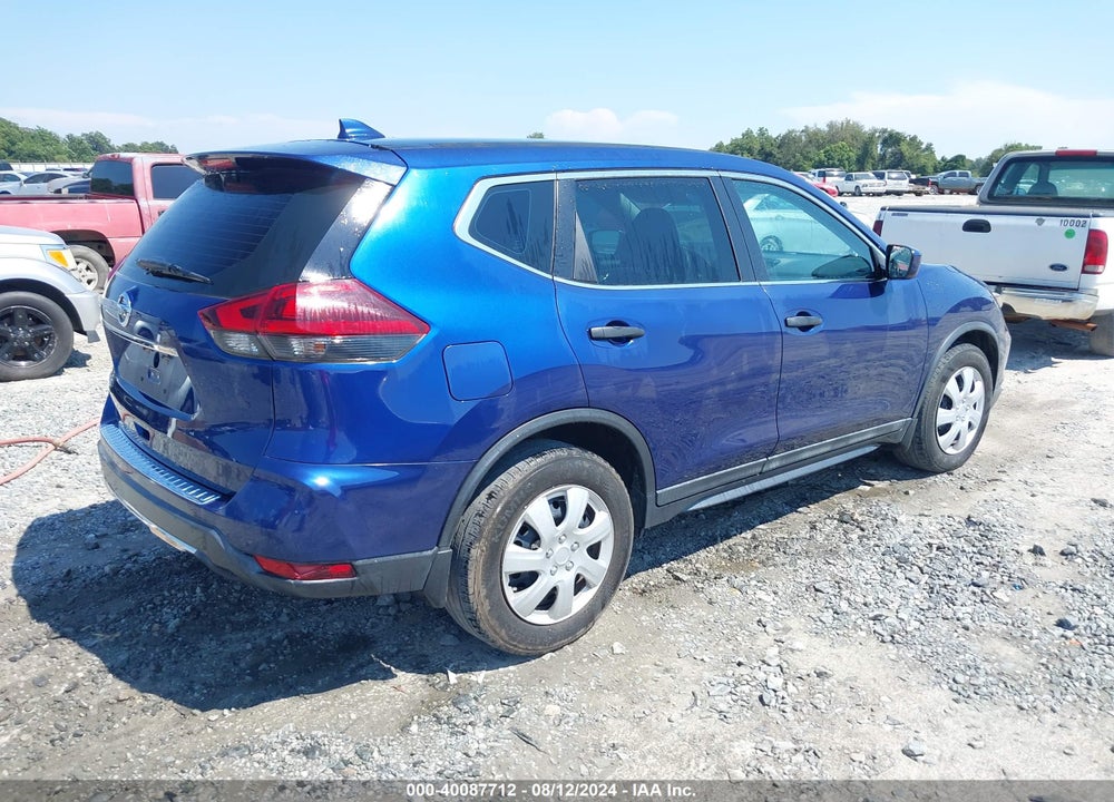 2018 NISSAN ROGUE S VIN: 5N1AT2MT8JC761446