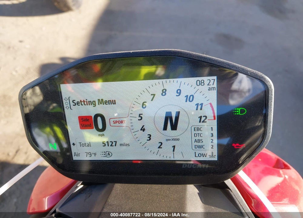 2022 DUCATI STREETFIGHTER V2 VIN: ZDMFAKYW2NB002750