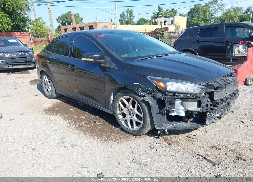 2015 FORD FOCUS SE VIN: 1FADP3F28FL299385