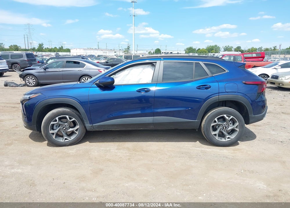 2024 CHEVROLET TRAX FWD LT VIN: KL77LHE25RC100912