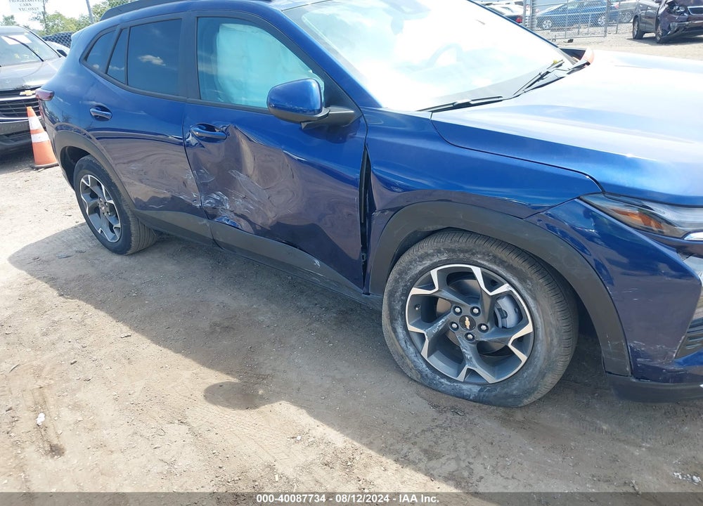 2024 CHEVROLET TRAX FWD LT VIN: KL77LHE25RC100912