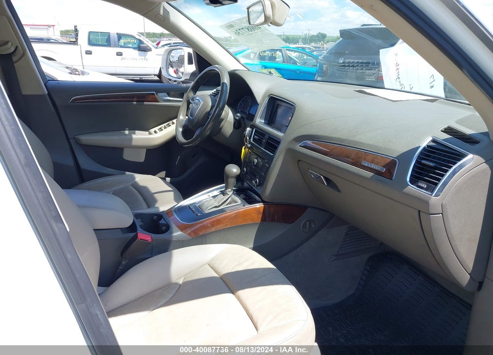 2011 AUDI Q5 2.0T PREMIUM VIN: WA1CFAFP0BA031245