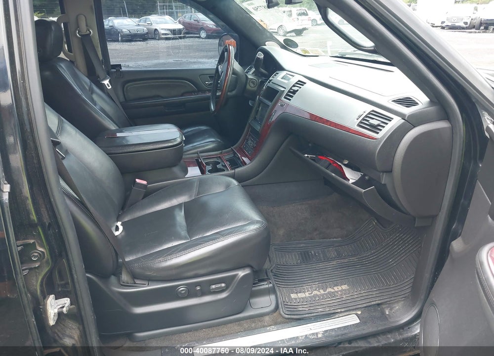 2007 CADILLAC ESCALADE ESV STANDARD VIN: 1GYFK66897R304660