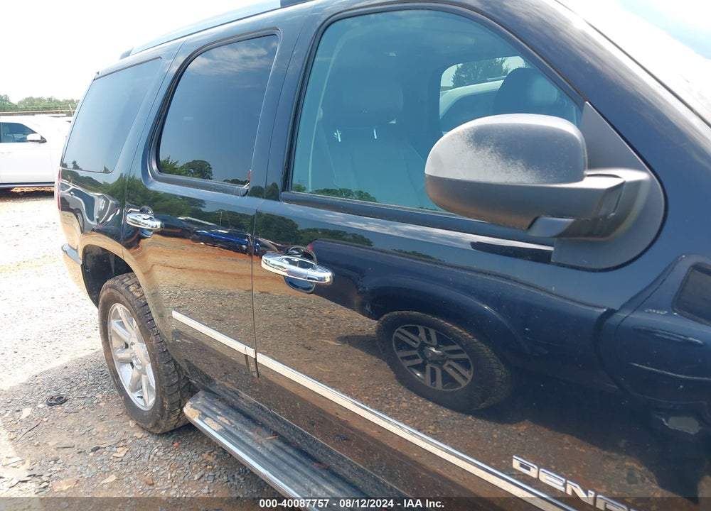 2013 GMC YUKON DENALI VIN: 1GKS2EEF7DR336439