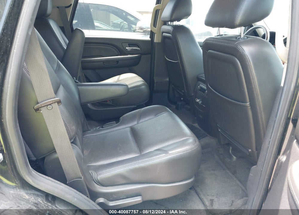 2013 GMC YUKON DENALI VIN: 1GKS2EEF7DR336439