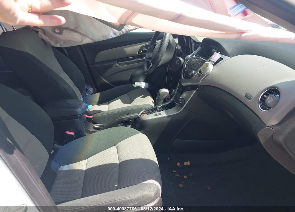 2012 CHEVROLET CRUZE LS VIN: 1G1PC5SH5C7172051