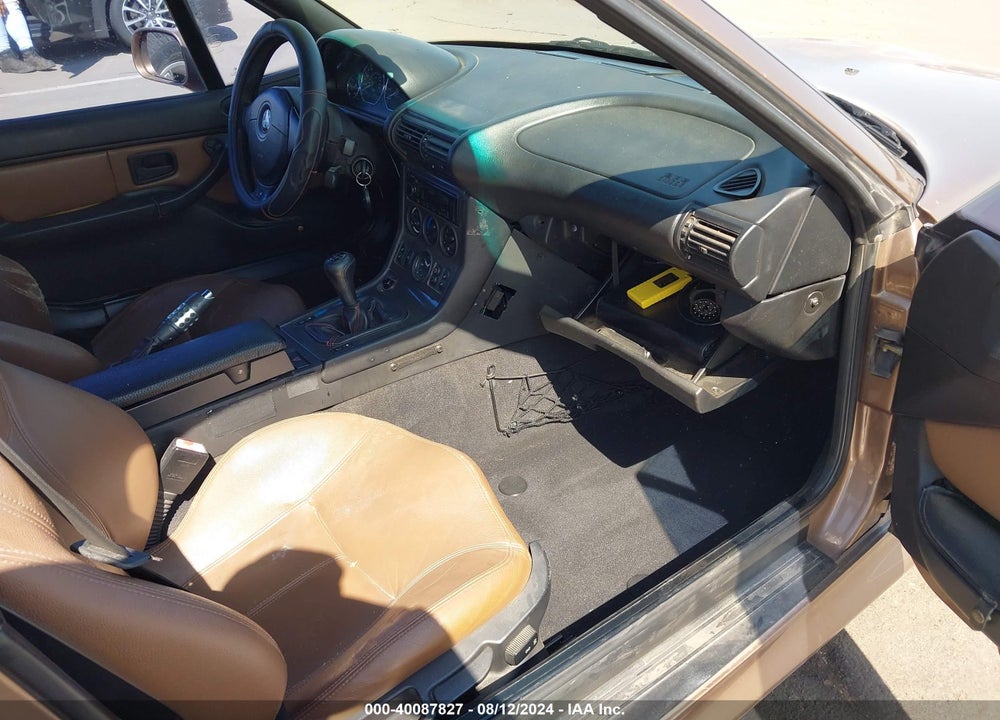 2000 BMW Z3 2.8L VIN: 4USCH3349YLF43179