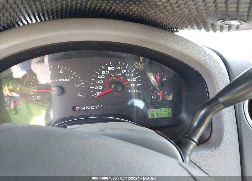 2006 FORD F-150 XLT VIN: 1FTRW12W46KD43694