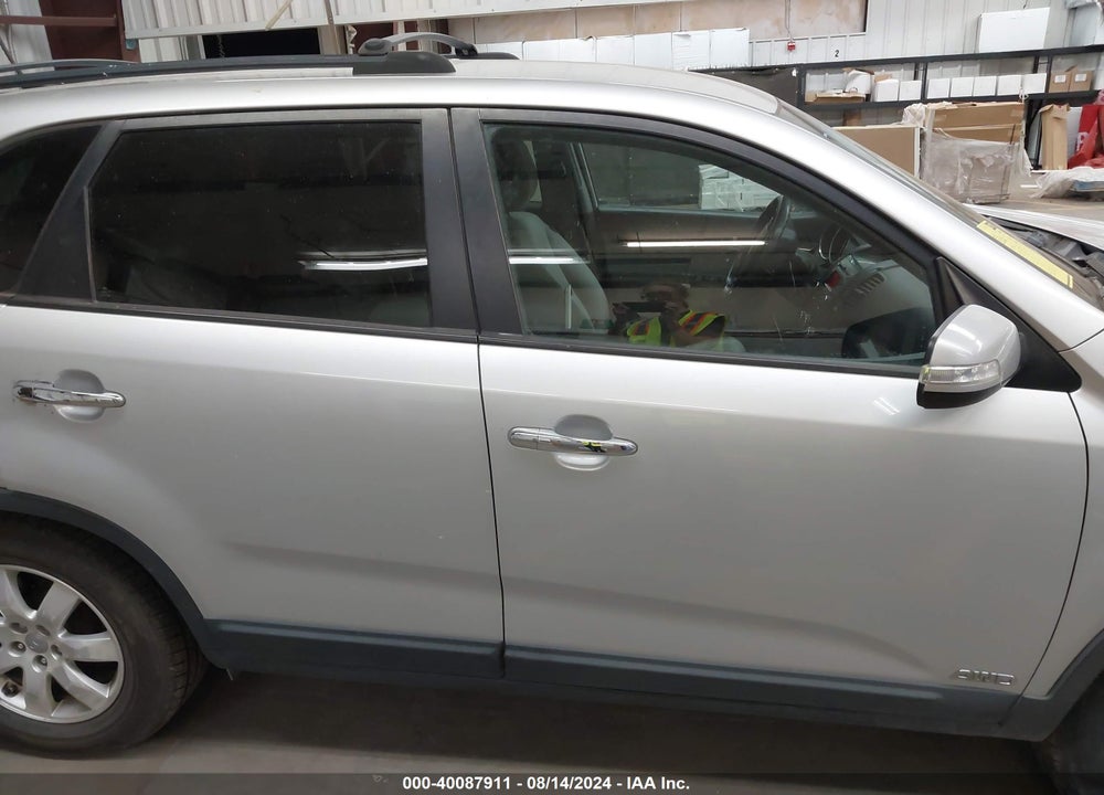2012 KIA SORENTO LX VIN: 5XYKTCA6XCG294851