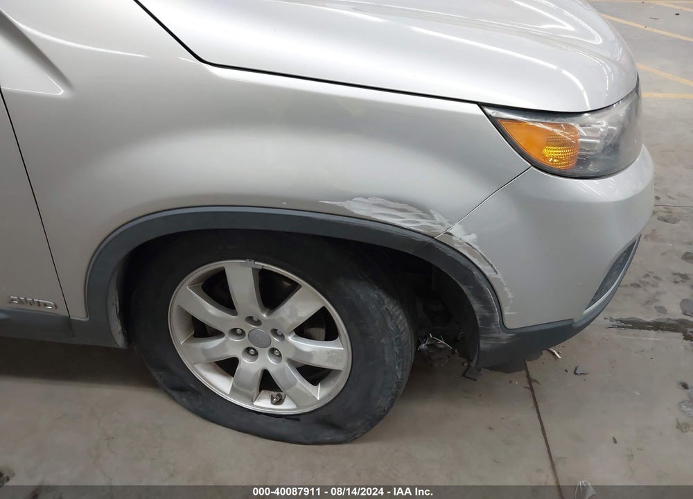 2012 KIA SORENTO LX VIN: 5XYKTCA6XCG294851