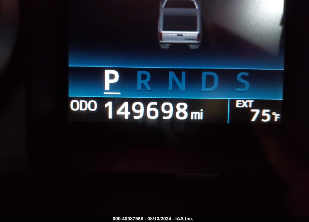 2016 TOYOTA TUNDRA SR5 5.7L V8 VIN: 5TFTW5F19GX009113