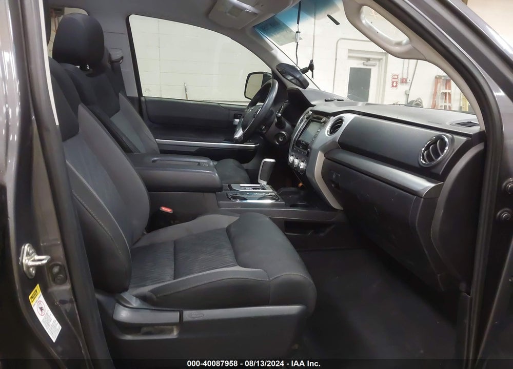 2016 TOYOTA TUNDRA SR5 5.7L V8 VIN: 5TFTW5F19GX009113
