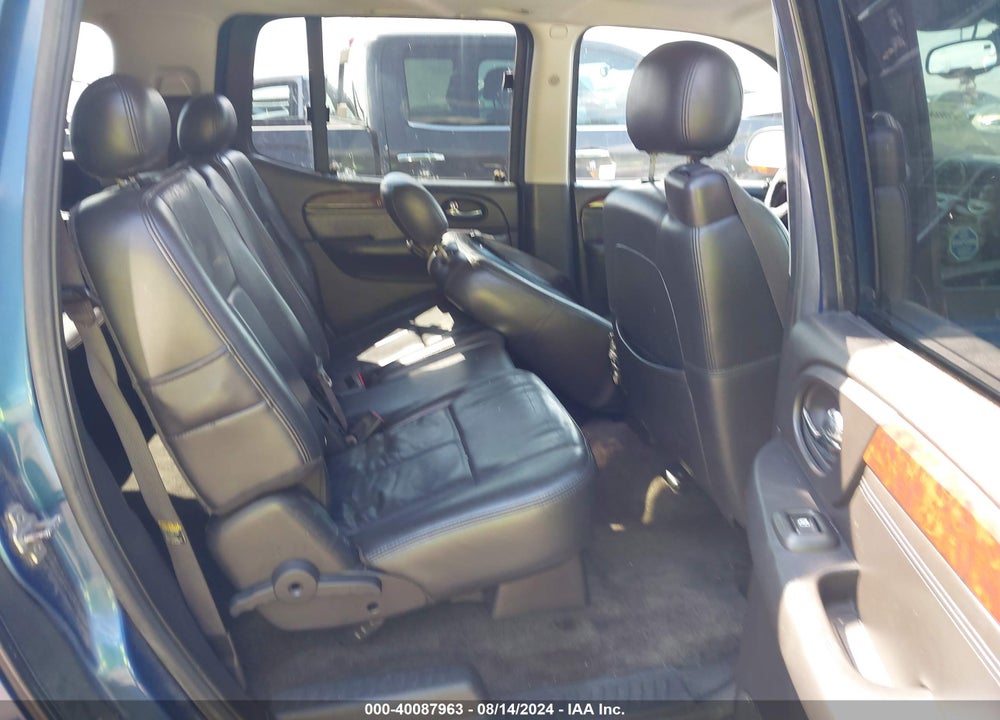 2005 GMC ENVOY XL VIN: 1GKES16S056185707