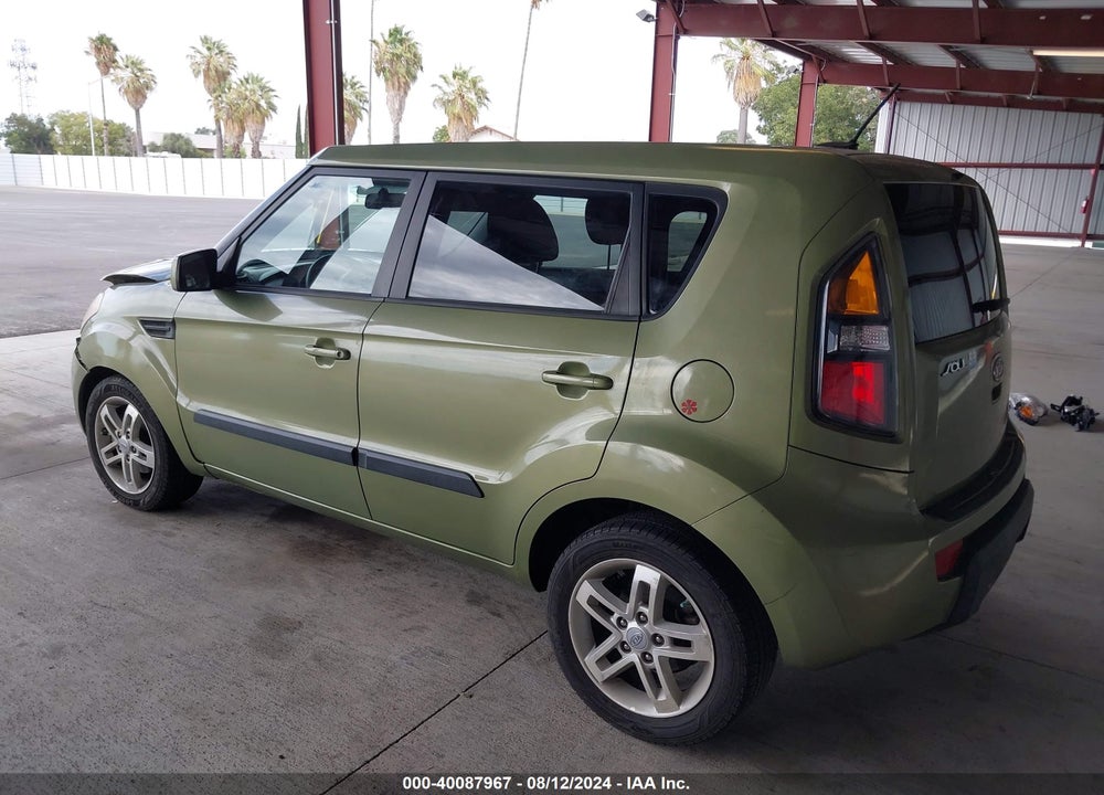2011 KIA SOUL VIN: KNDJT2A25B7195627