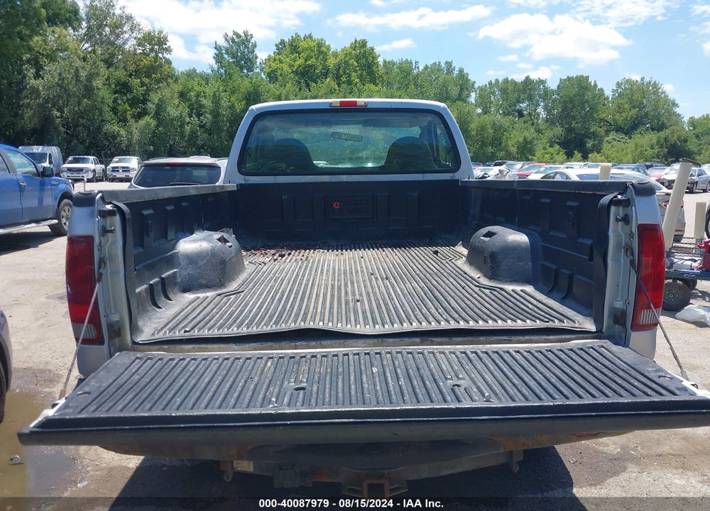2005 FORD F-250 XL/XLT VIN: 1FTSF21Y25EB55991