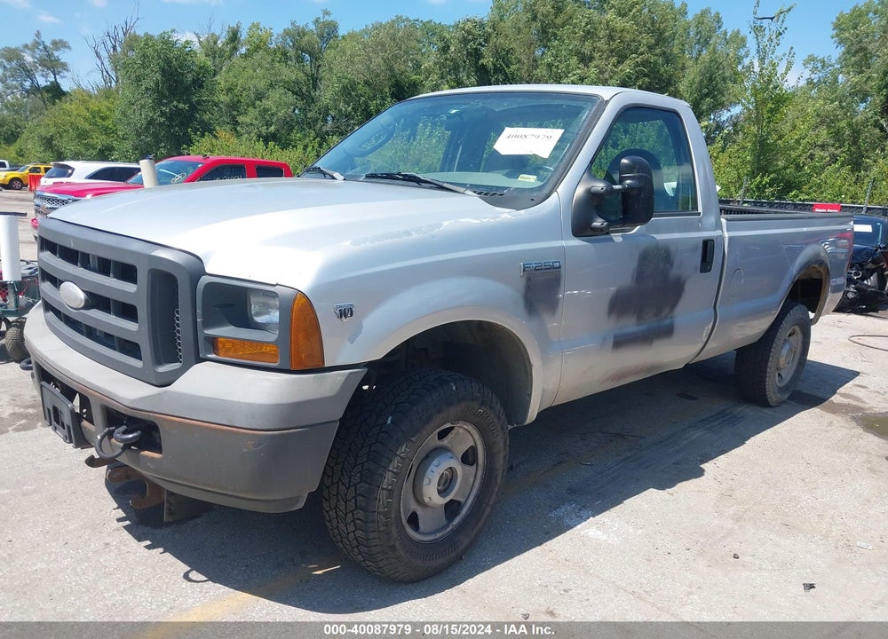 2005 FORD F-250 XL/XLT VIN: 1FTSF21Y25EB55991